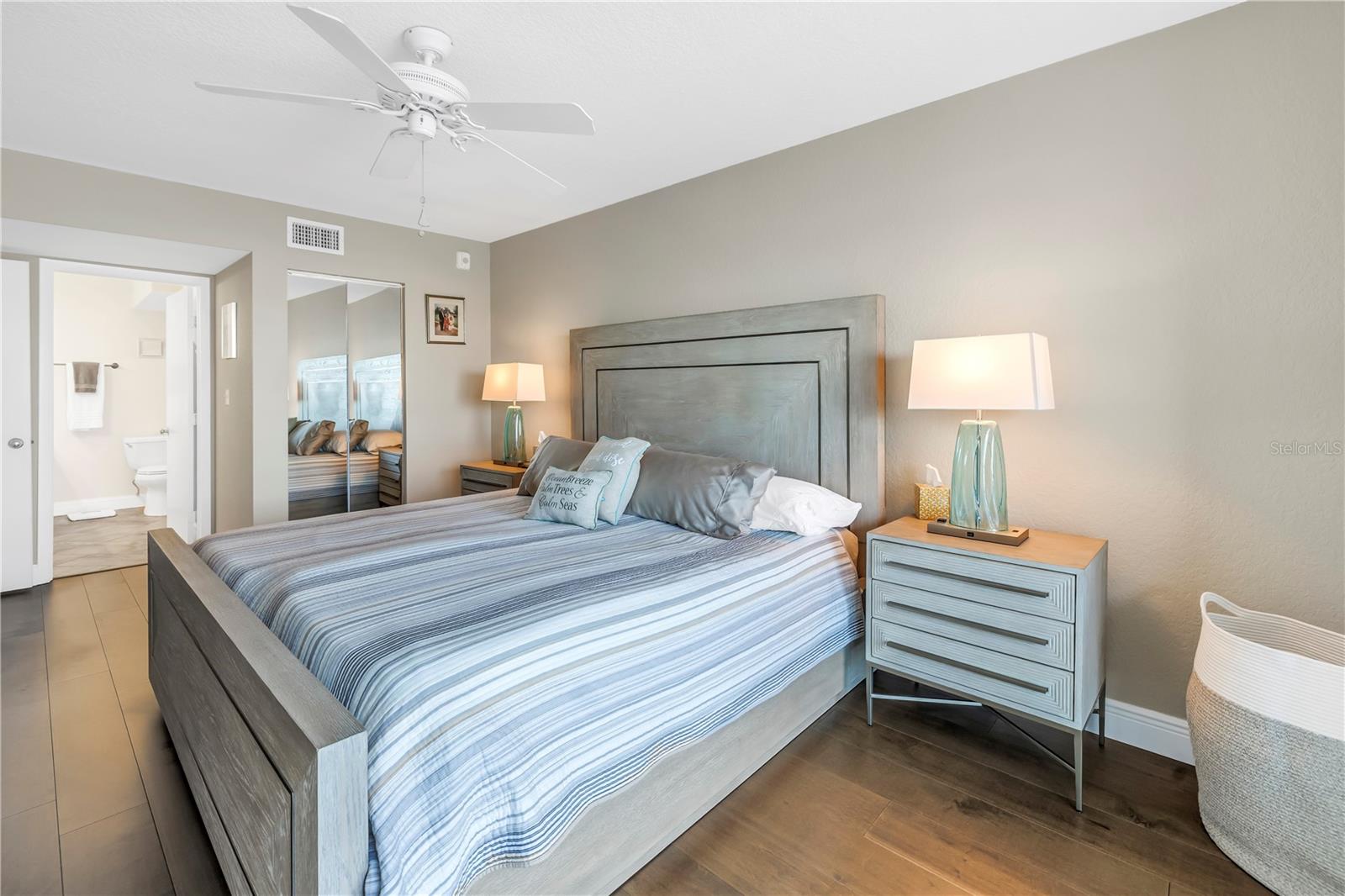 6093 BAHIA DEL MAR CIR #375, ST PETERSBURG, FL, 33715