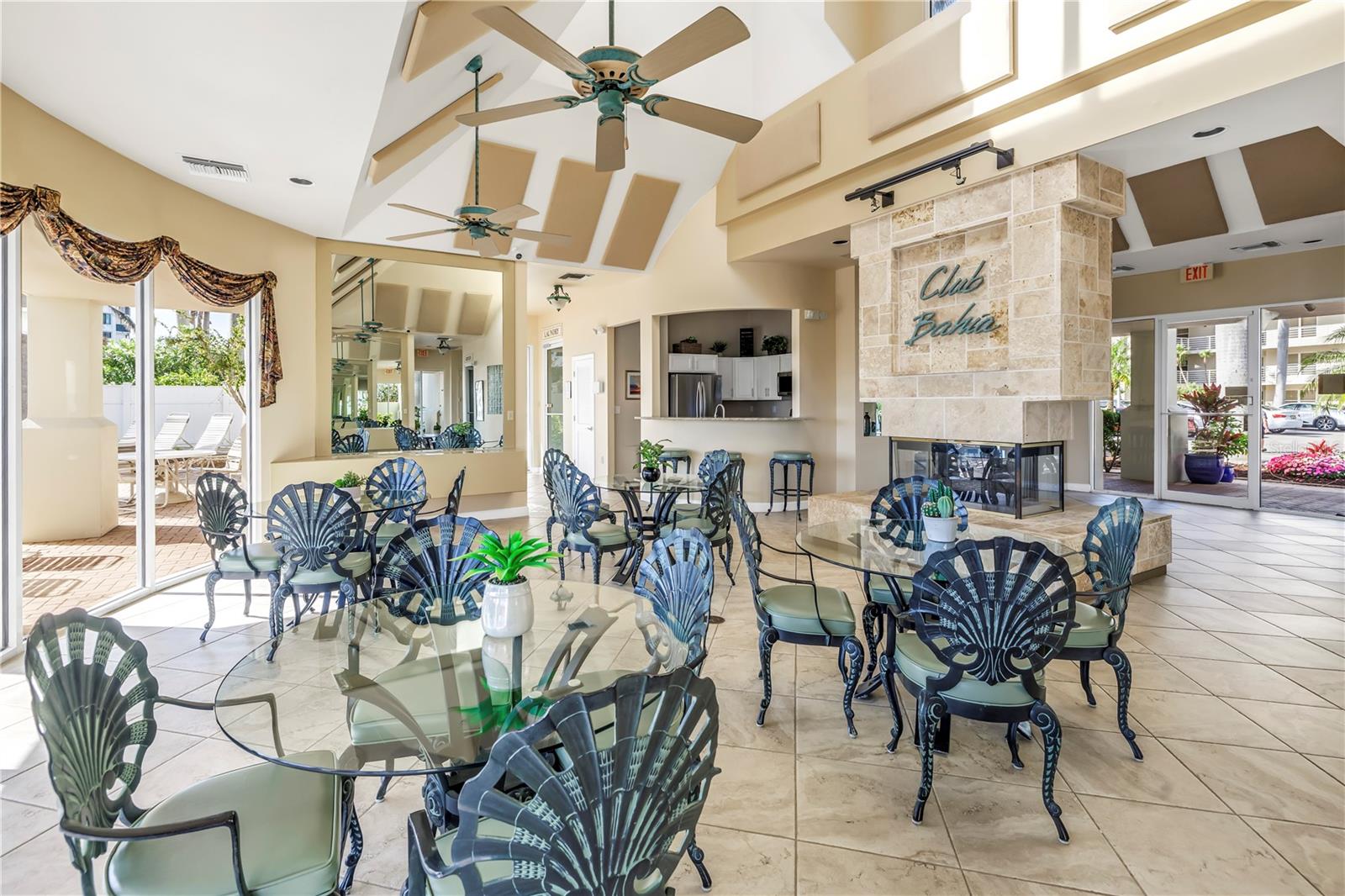 6093 BAHIA DEL MAR CIR #375, ST PETERSBURG, FL, 33715