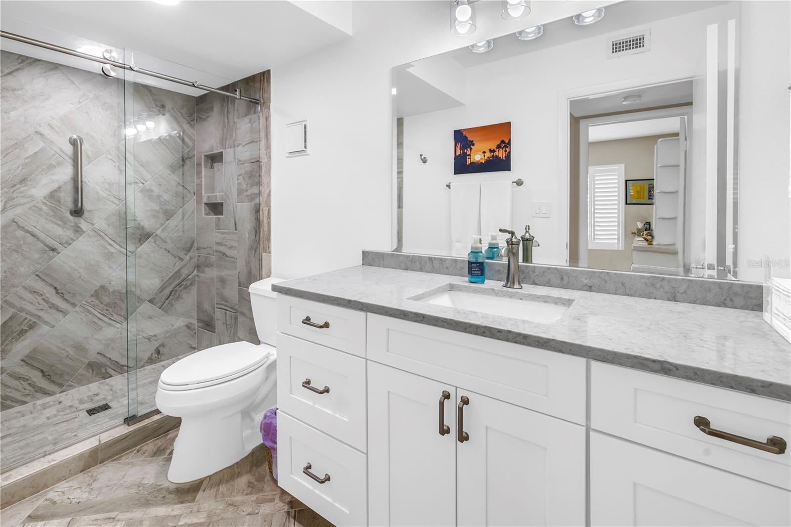 6093 BAHIA DEL MAR CIR #375, ST PETERSBURG, FL, 33715