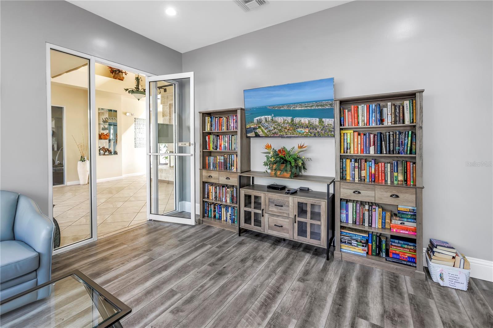 6093 BAHIA DEL MAR CIR #375, ST PETERSBURG, FL, 33715