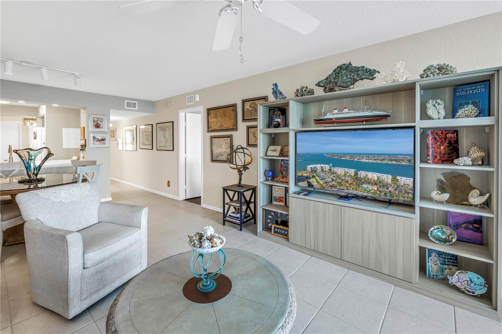 6093 BAHIA DEL MAR CIR #375, ST PETERSBURG, FL, 33715