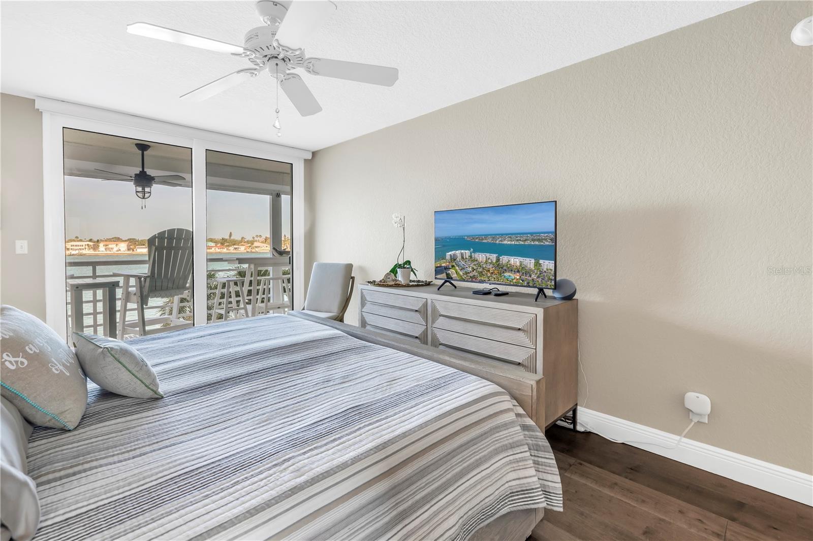 6093 BAHIA DEL MAR CIR #375, ST PETERSBURG, FL, 33715