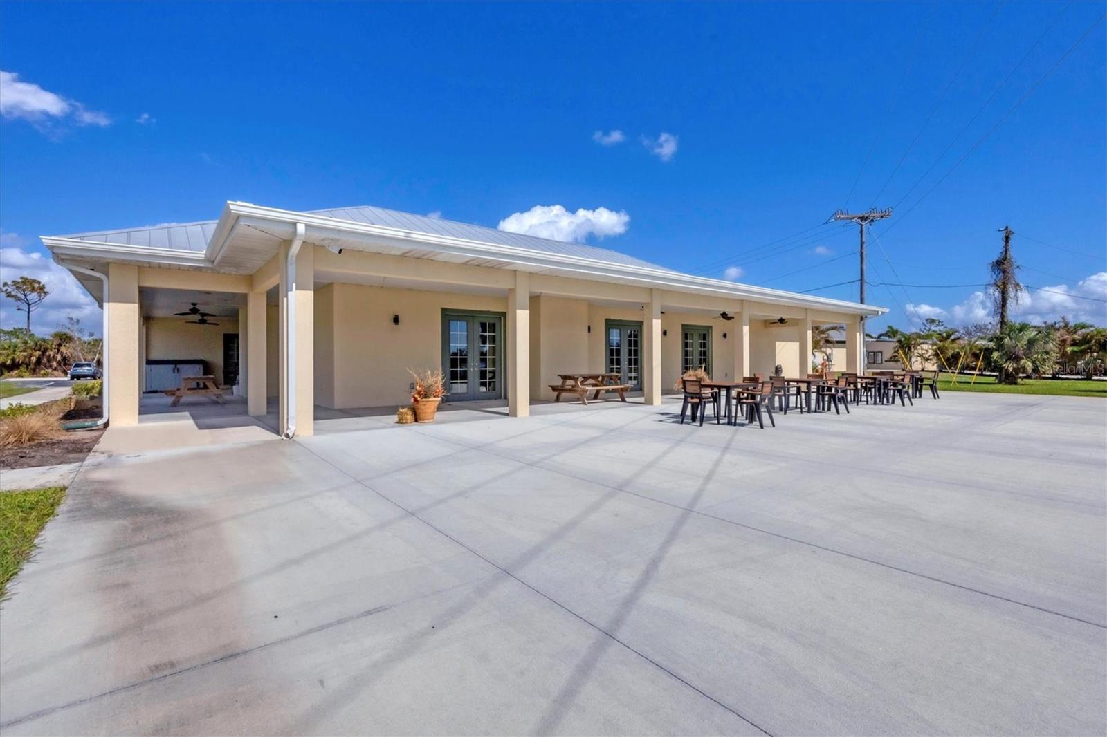 1 SPORTSMAN TER, ROTONDA WEST, FL, 33947