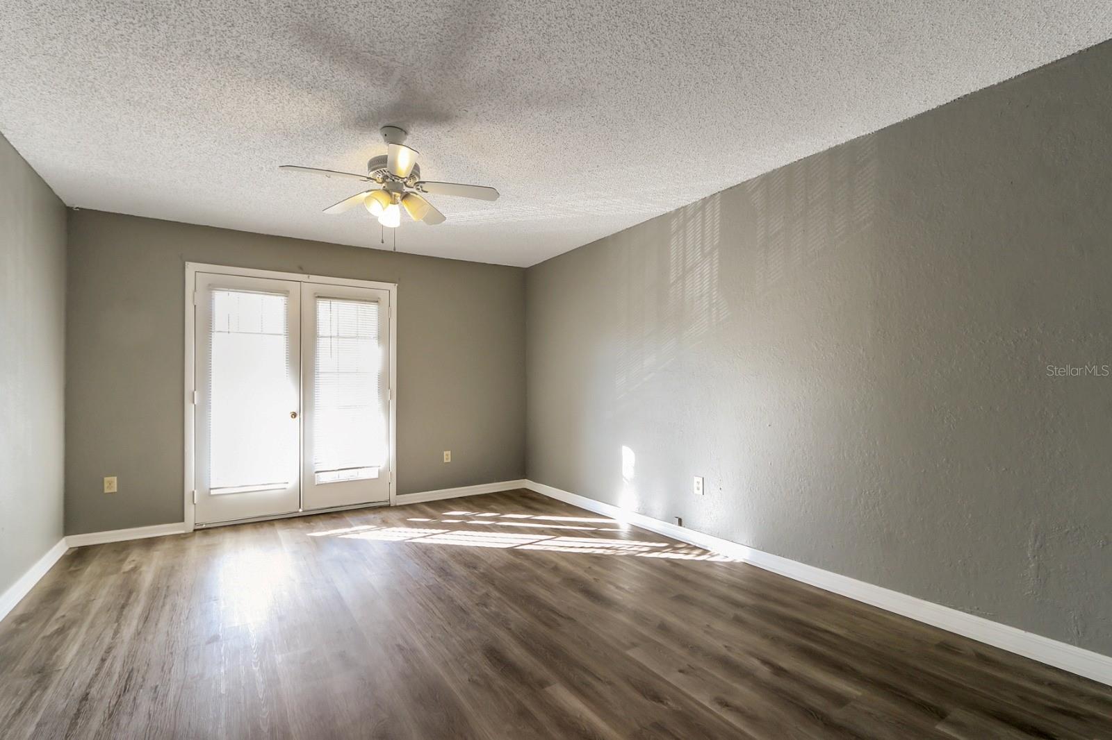 4017 VERSAILLES DR #4017F, ORLANDO, FL, 32808