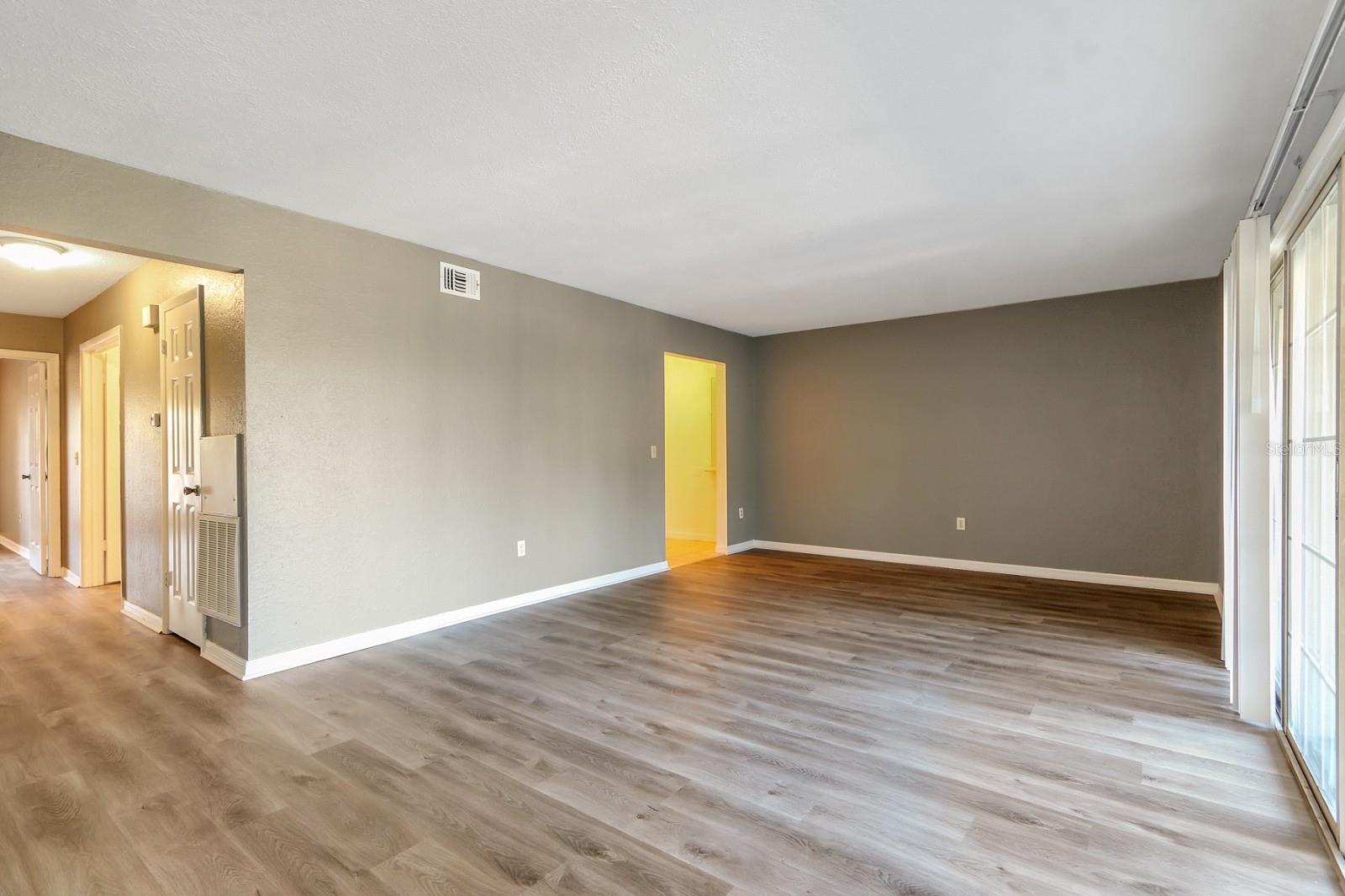 4017 VERSAILLES DR #4017F, ORLANDO, FL, 32808