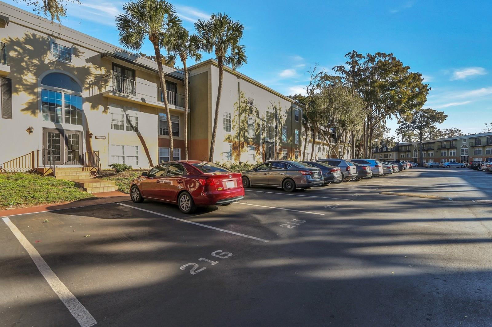 4017 VERSAILLES DR #4017F, ORLANDO, FL, 32808