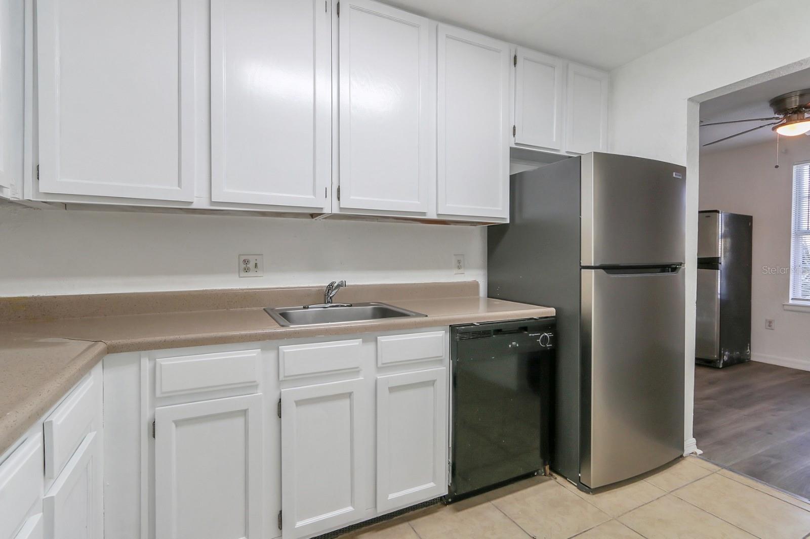 4017 VERSAILLES DR #4017F, ORLANDO, FL, 32808