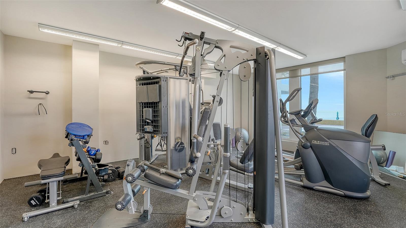 1000 LONGBOAT CLUB RD #401, LONGBOAT KEY, FL, 34228