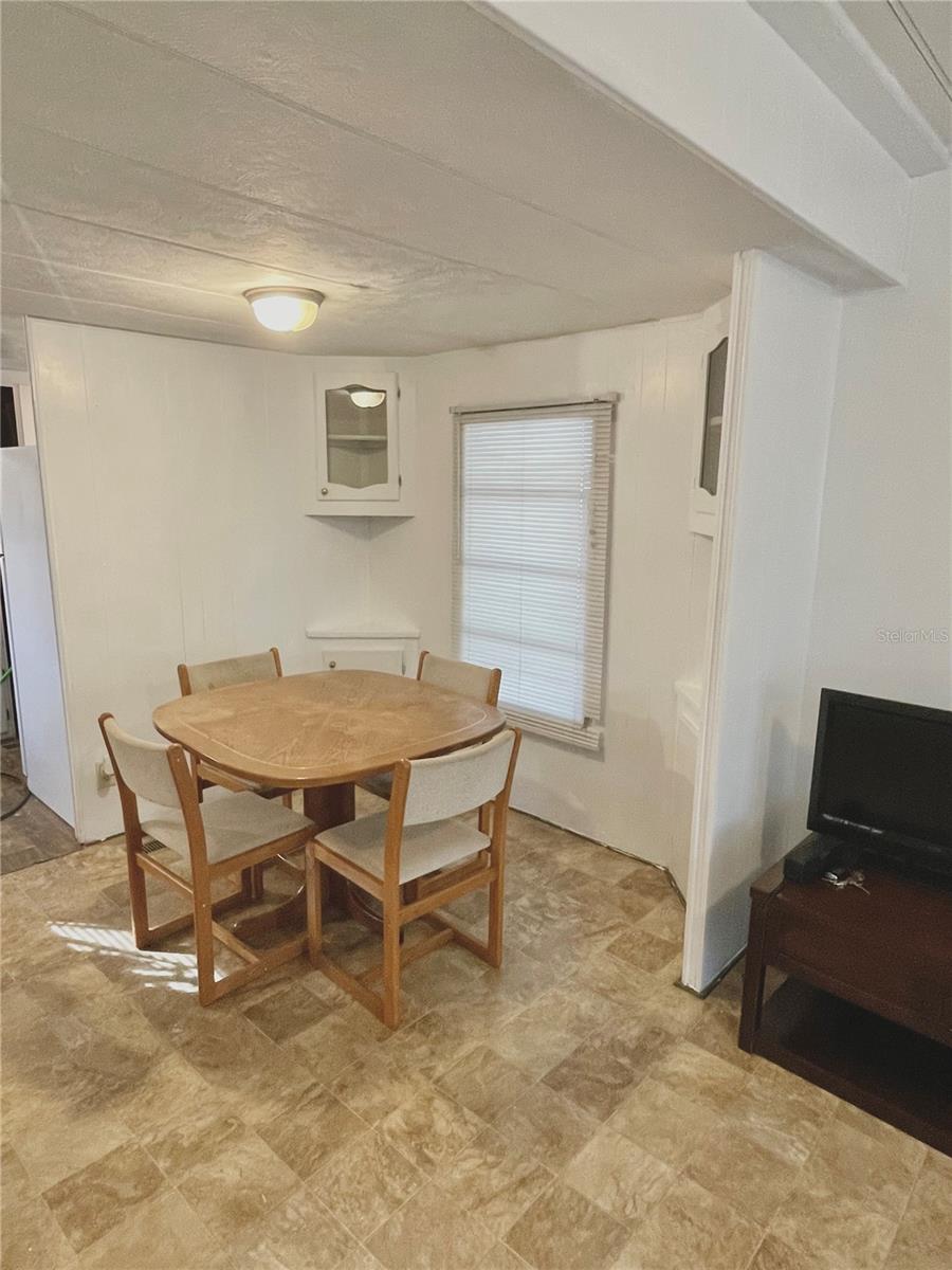 2613 HOLLY PLACE, LEESBURG, FL, 34748