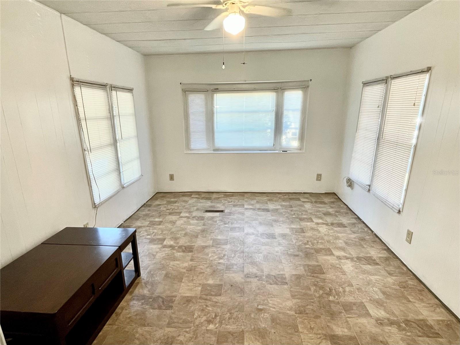 2613 HOLLY PLACE, LEESBURG, FL, 34748