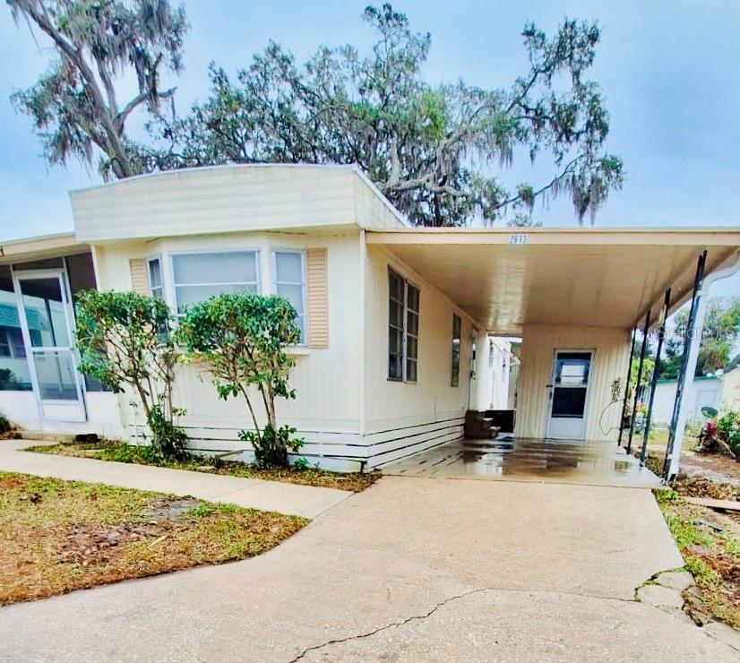 2613 HOLLY PLACE, LEESBURG, FL, 34748