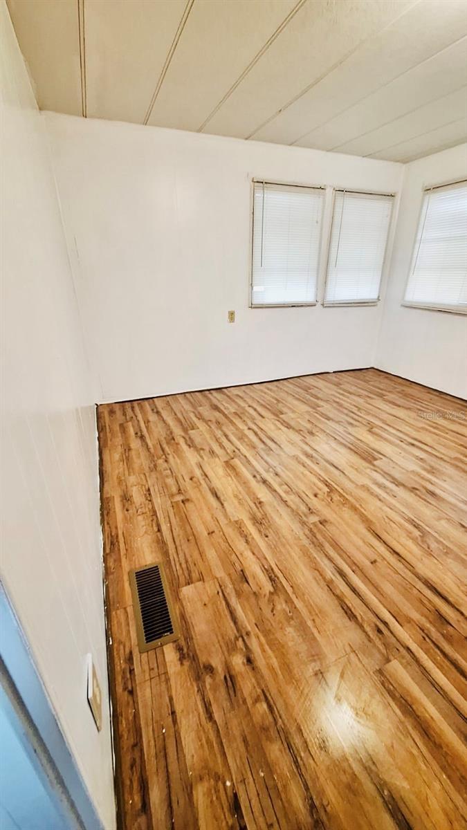2613 HOLLY PLACE, LEESBURG, FL, 34748