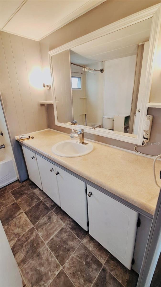 2613 HOLLY PLACE, LEESBURG, FL, 34748