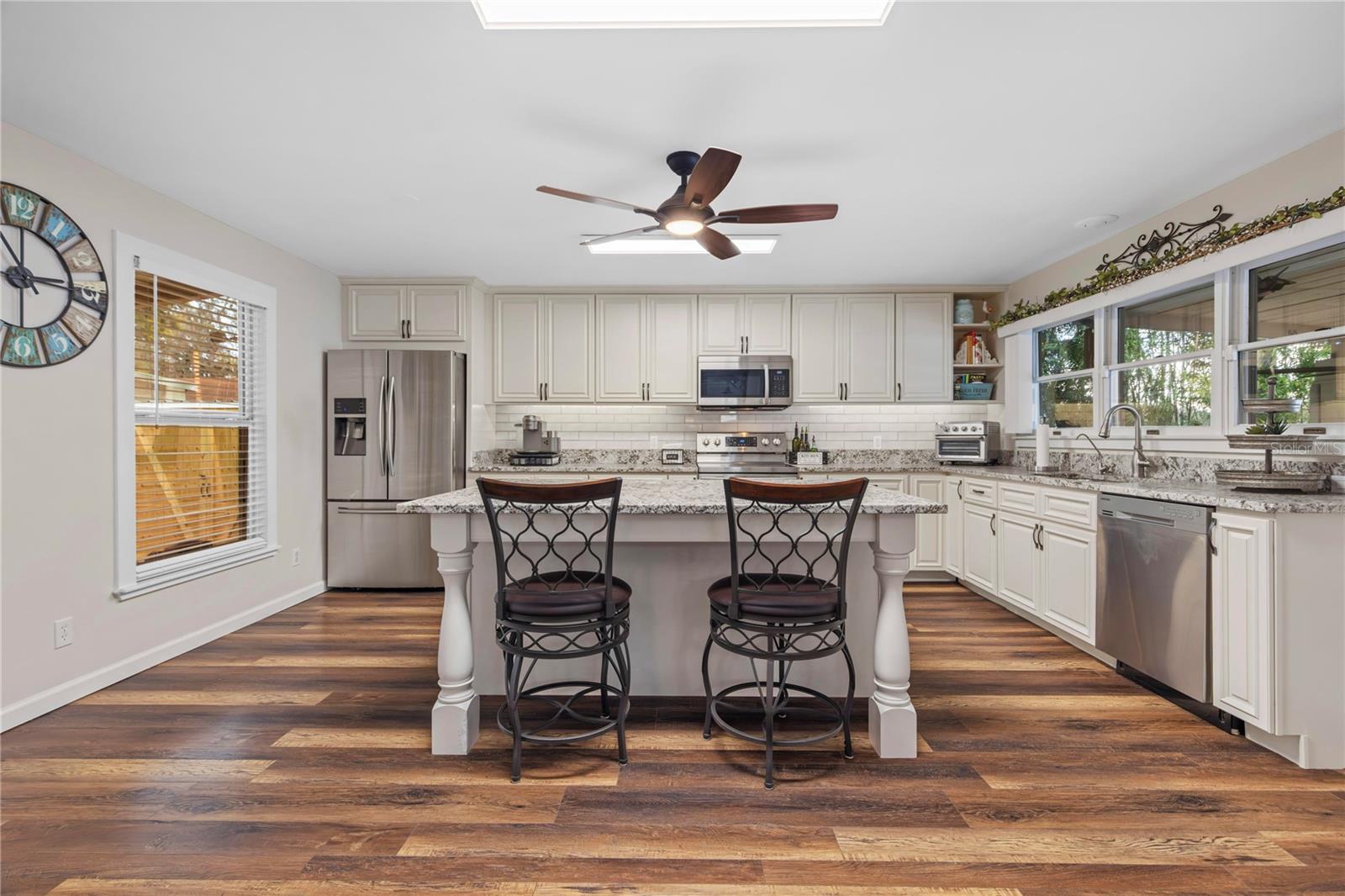 1860 LAKE MARKHAM RD, SANFORD, FL, 32771