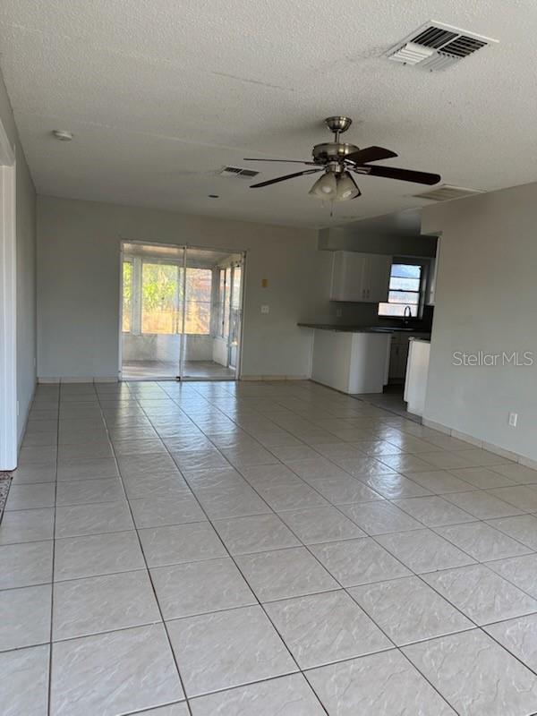 201 LA PAZ DR, KISSIMMEE, FL, 34743