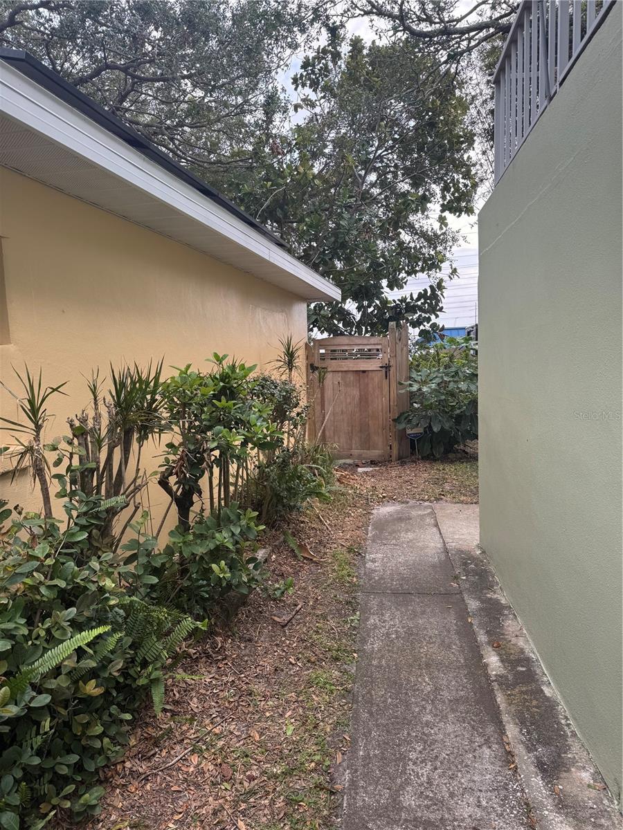WERTZ GARDEN, LARGO, FL, 33771