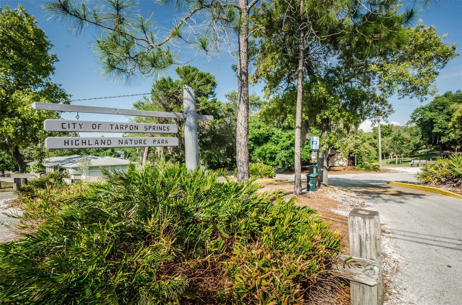 1512 BIG BASS DR, TARPON SPRINGS, FL, 34689