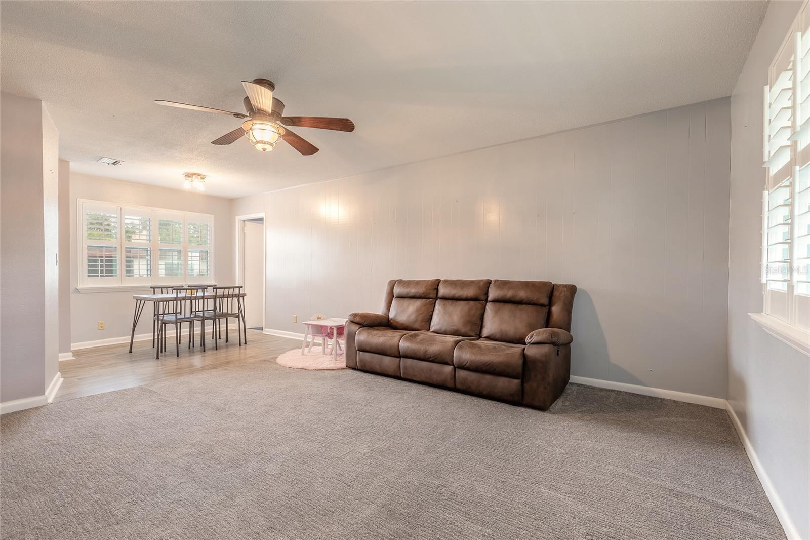 413 DIVISION AVE, ORMOND BEACH, FL, 32174
