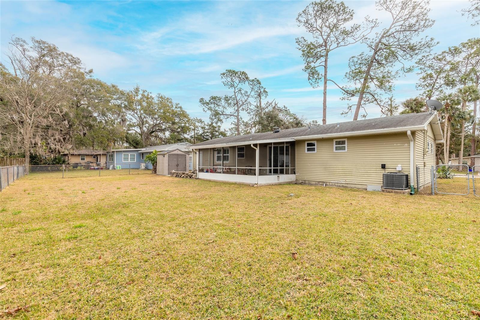413 DIVISION AVE, ORMOND BEACH, FL, 32174