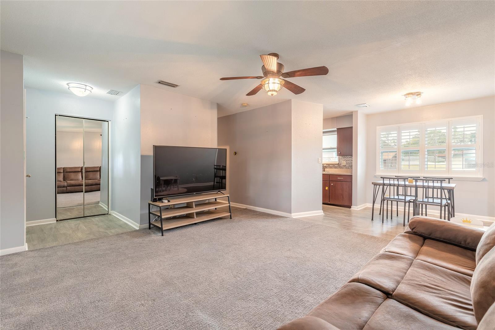 413 DIVISION AVE, ORMOND BEACH, FL, 32174