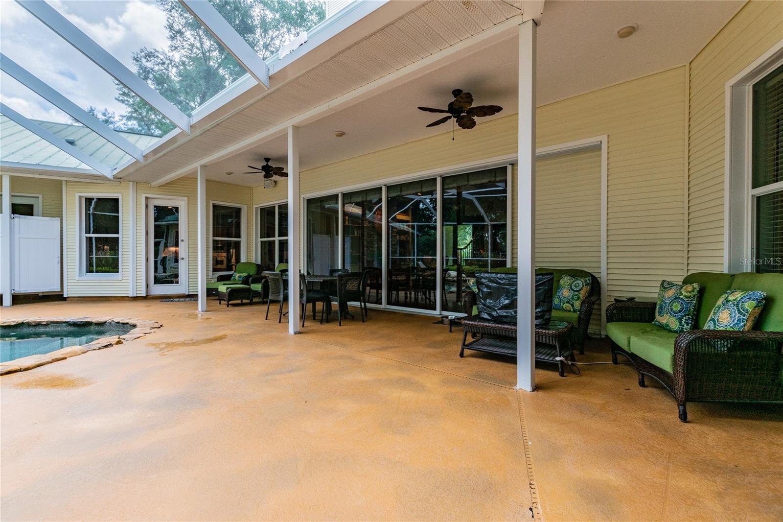 1101 ANCLOTE BLVD, TARPON SPRINGS, FL, 34689