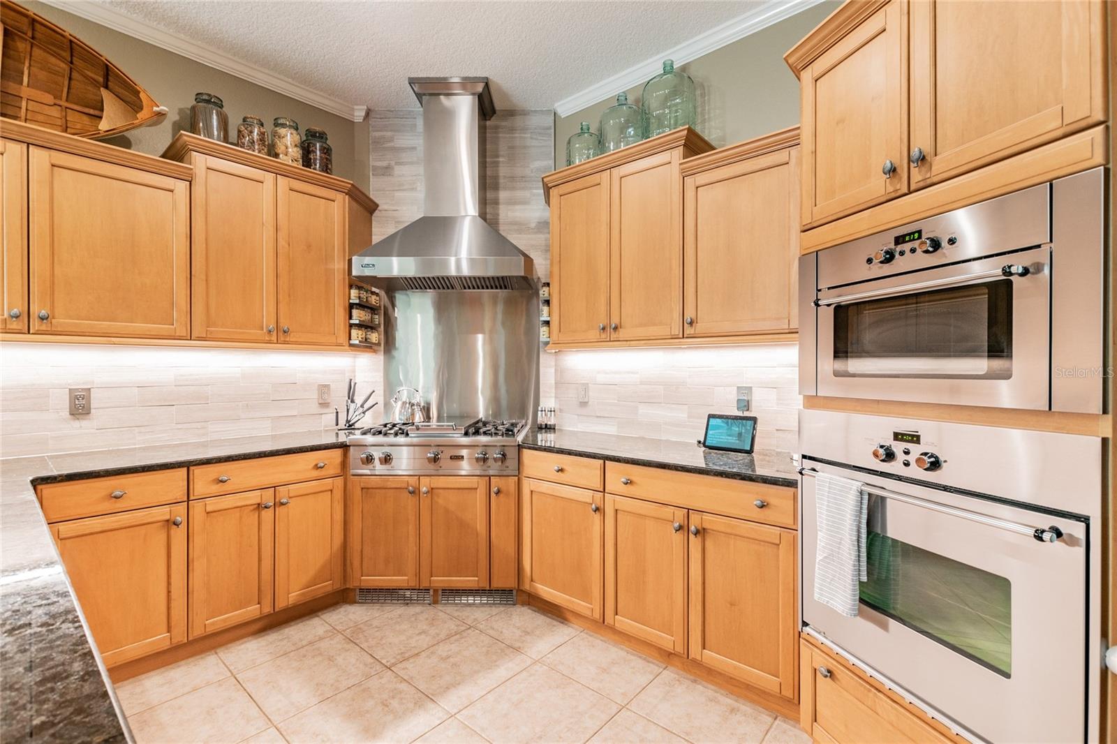 1101 ANCLOTE BLVD, TARPON SPRINGS, FL, 34689