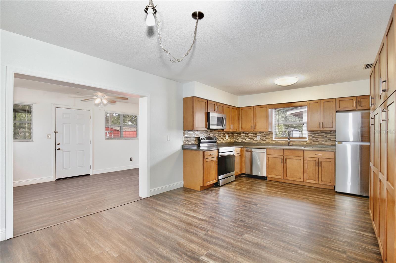 729 IBSEN AVE, ORLANDO, FL, 32809