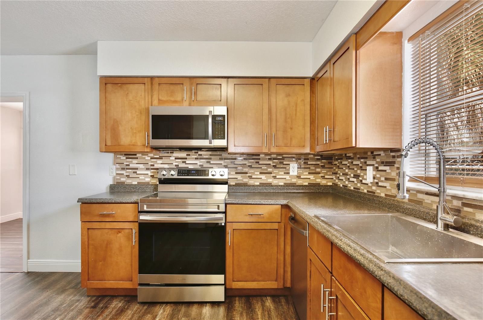 729 IBSEN AVE, ORLANDO, FL, 32809