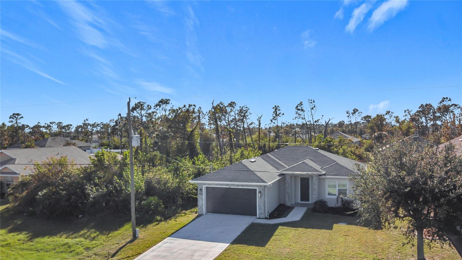 211 AUSTRALIAN DR, ROTONDA WEST, FL, 33947