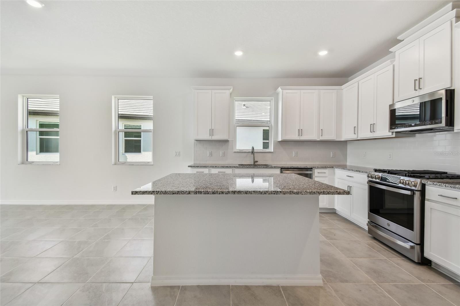 18063 CHERISHED LOOP, LAKEWOOD RANCH, FL, 34211