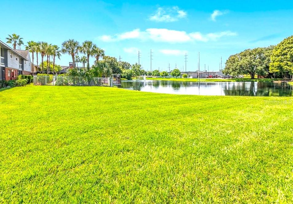 200 COUNTRY CLUB DR #1008, LARGO, FL, 33771