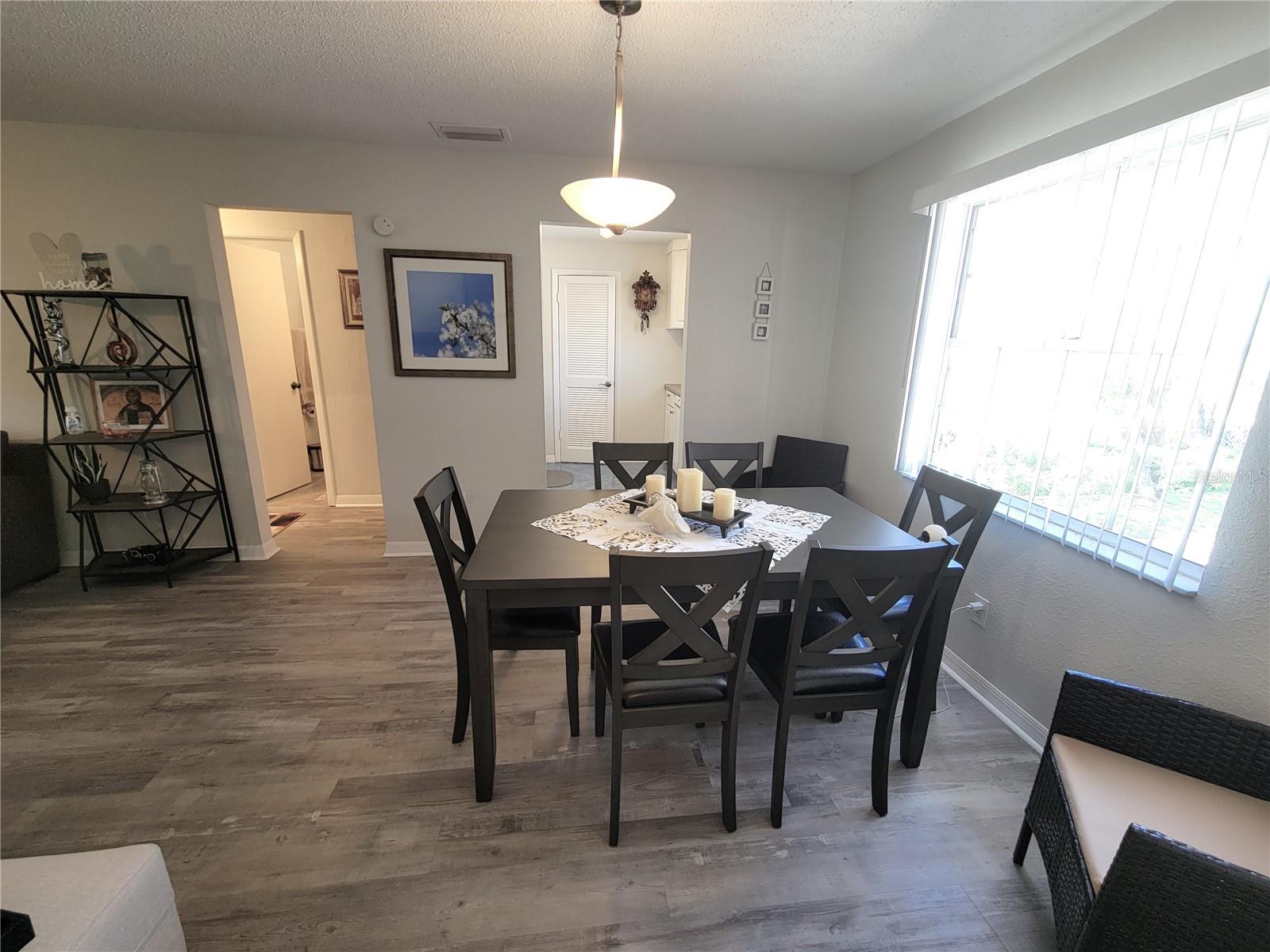 200 COUNTRY CLUB DR #1008, LARGO, FL, 33771
