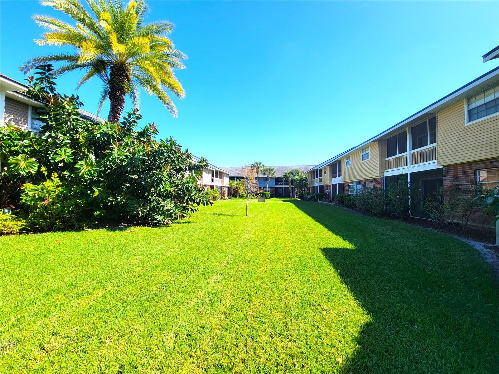 200 COUNTRY CLUB DR #1008, LARGO, FL, 33771