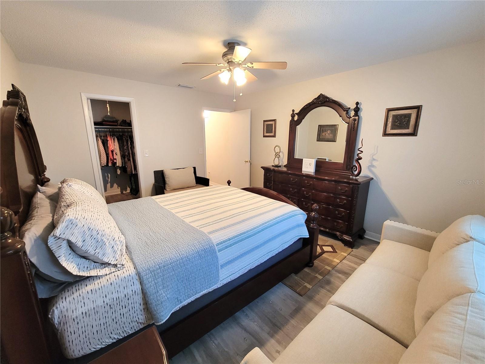 200 COUNTRY CLUB DR #1008, LARGO, FL, 33771