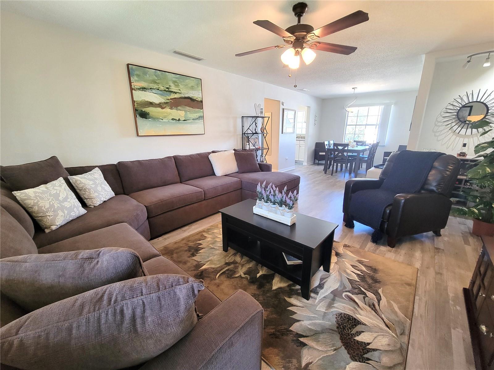 200 COUNTRY CLUB DR #1008, LARGO, FL, 33771