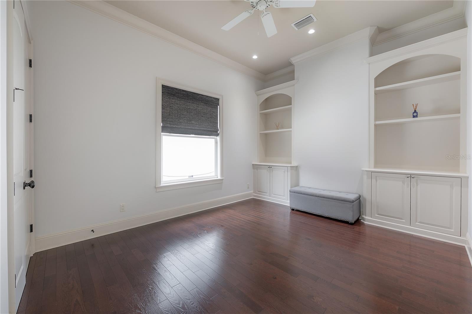 5020 W DICKENS AVE, TAMPA, FL, 33629