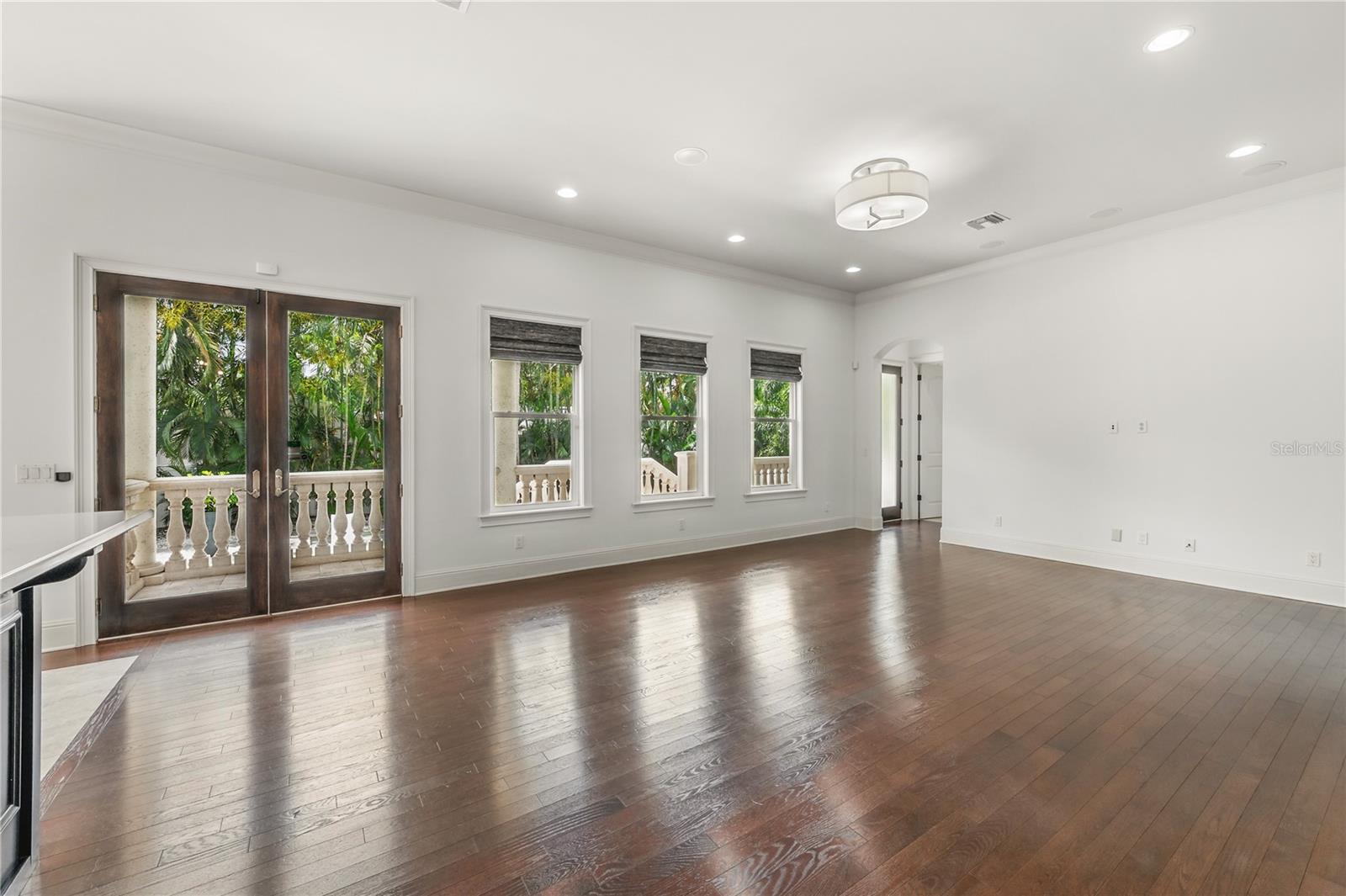 5020 W DICKENS AVE, TAMPA, FL, 33629