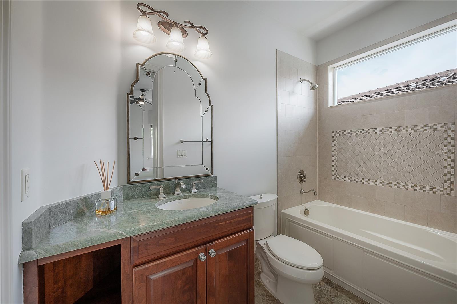 5020 W DICKENS AVE, TAMPA, FL, 33629