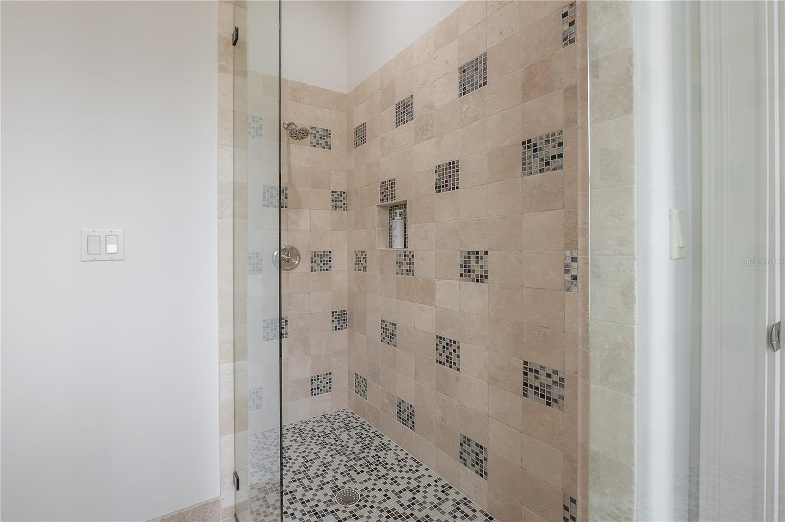 5020 W DICKENS AVE, TAMPA, FL, 33629