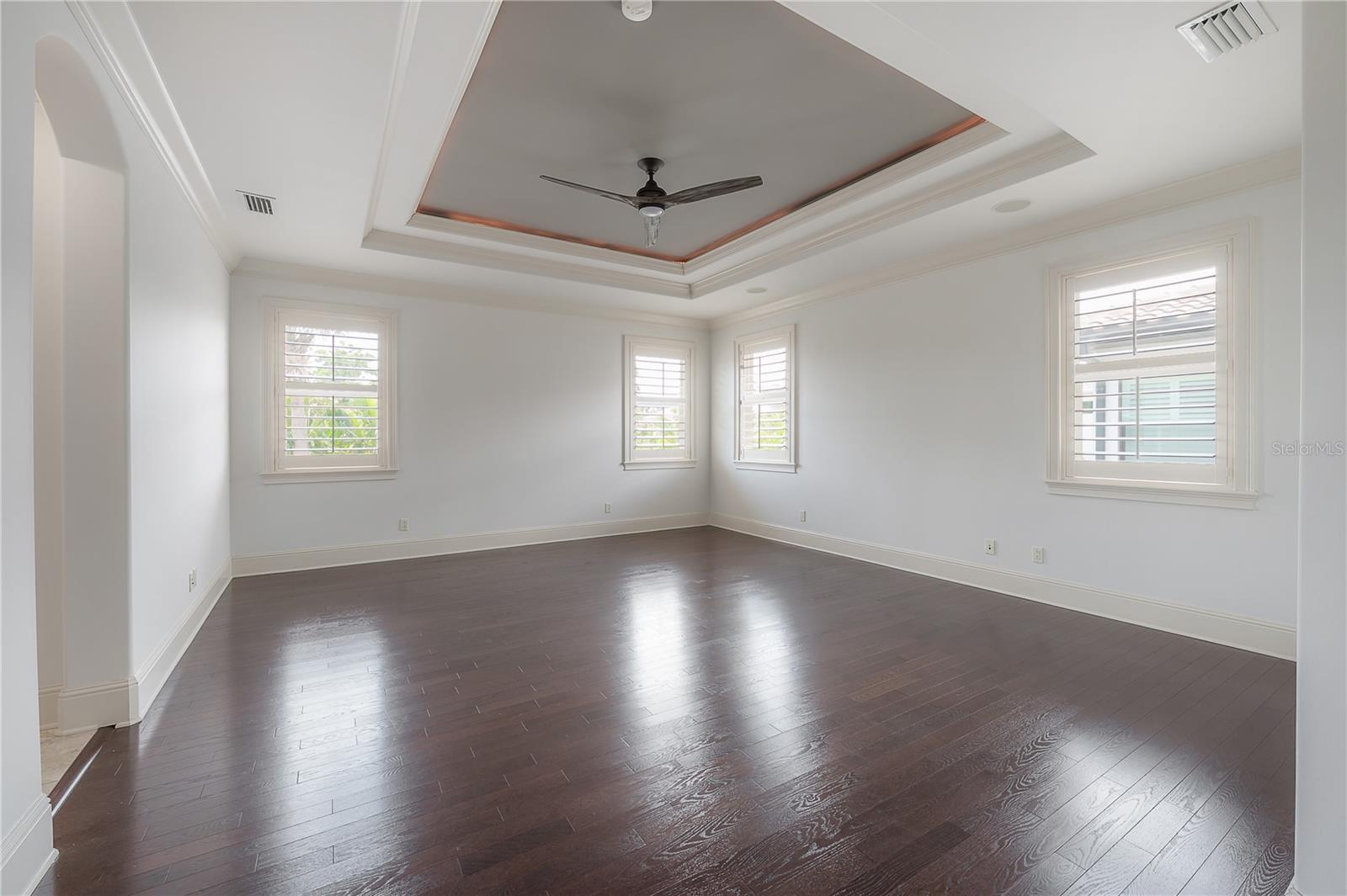 5020 W DICKENS AVE, TAMPA, FL, 33629
