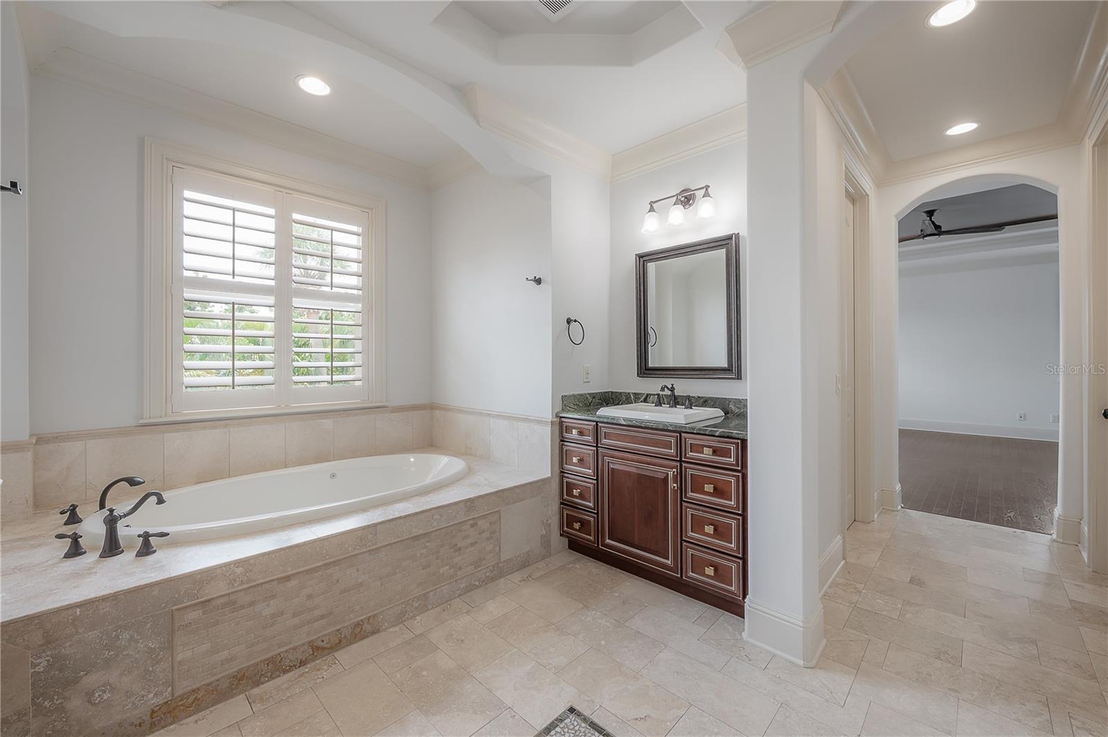 5020 W DICKENS AVE, TAMPA, FL, 33629