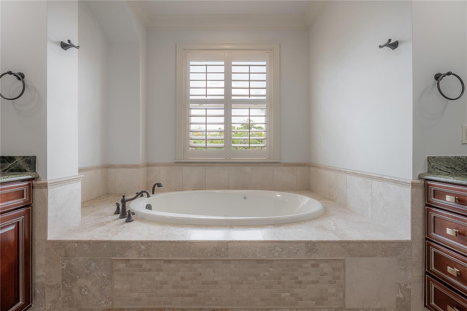 5020 W DICKENS AVE, TAMPA, FL, 33629