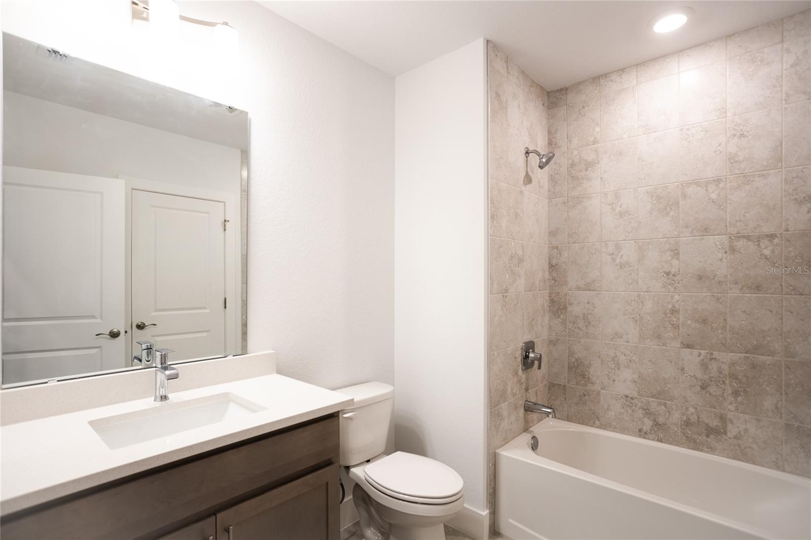 528 ROSE APPLE CIR, PORT CHARLOTTE, FL, 33954
