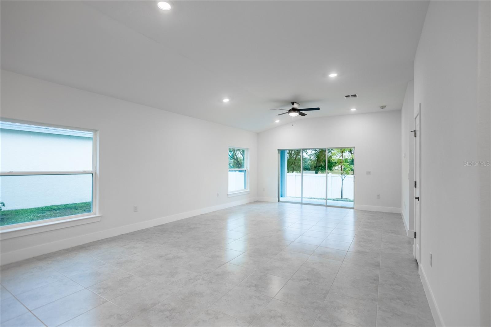 528 ROSE APPLE CIR, PORT CHARLOTTE, FL, 33954