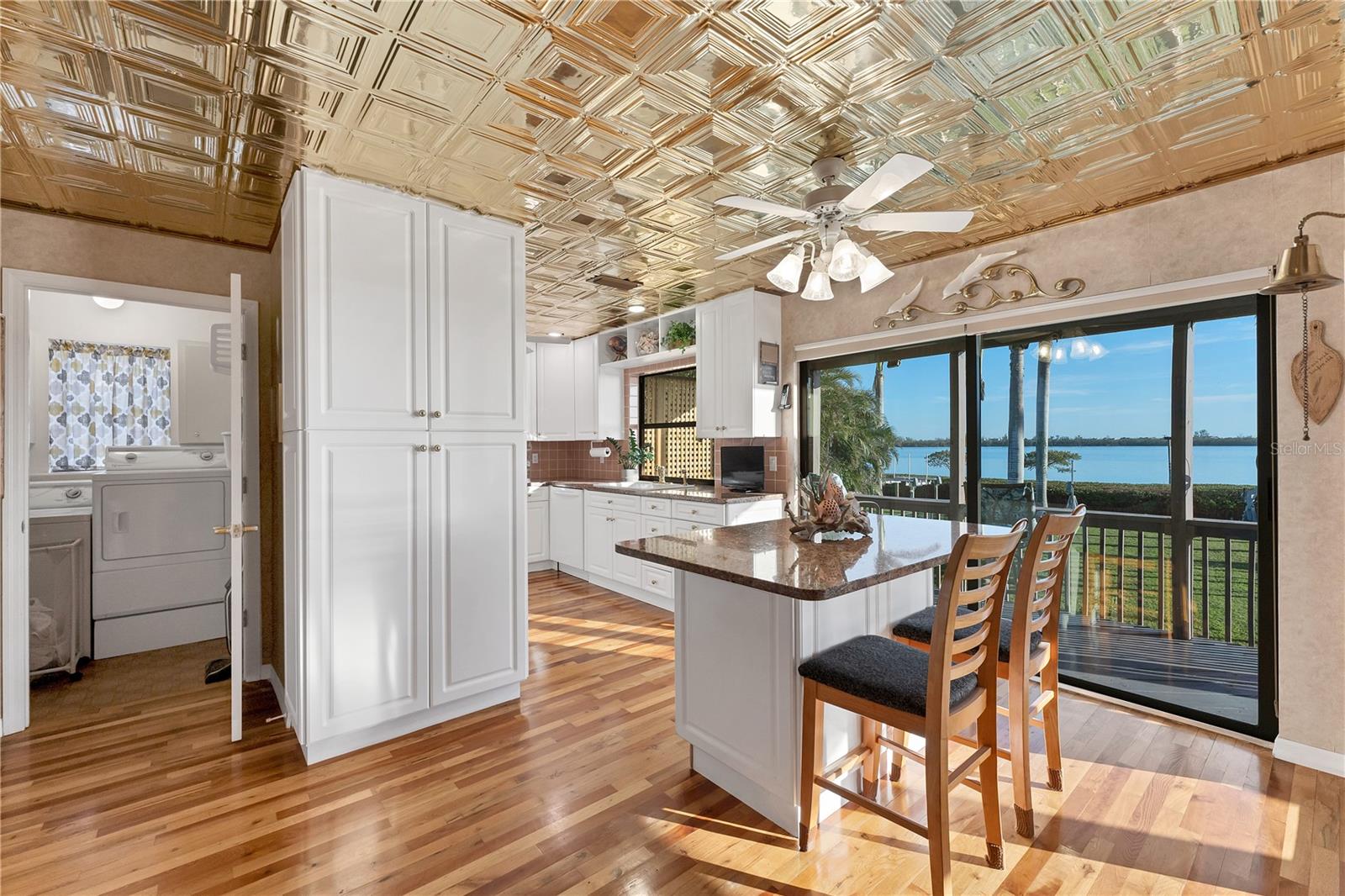 10106 46TH AVE W, BRADENTON, FL, 34210