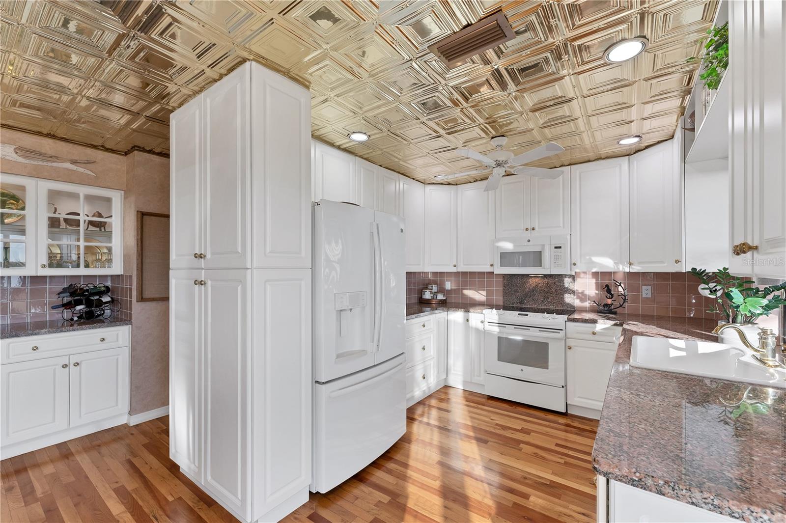 10106 46TH AVE W, BRADENTON, FL, 34210