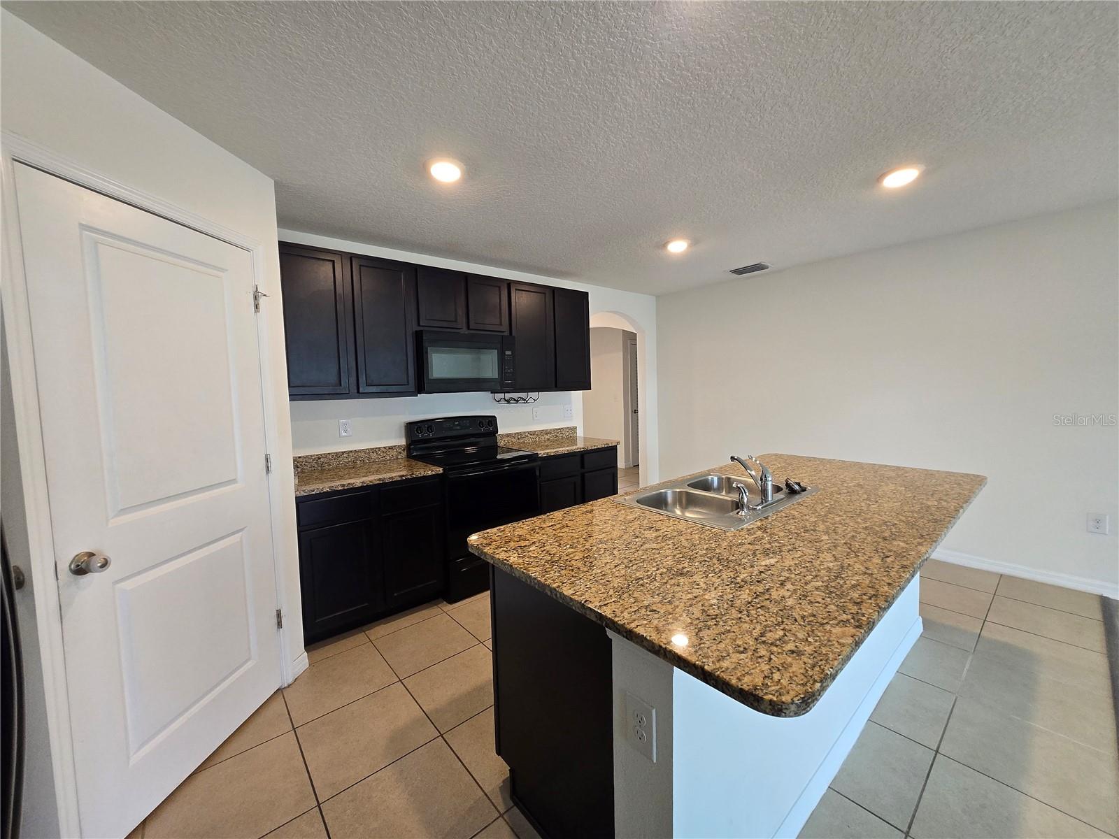 887 NW 250TH DR, NEWBERRY, FL, 32669
