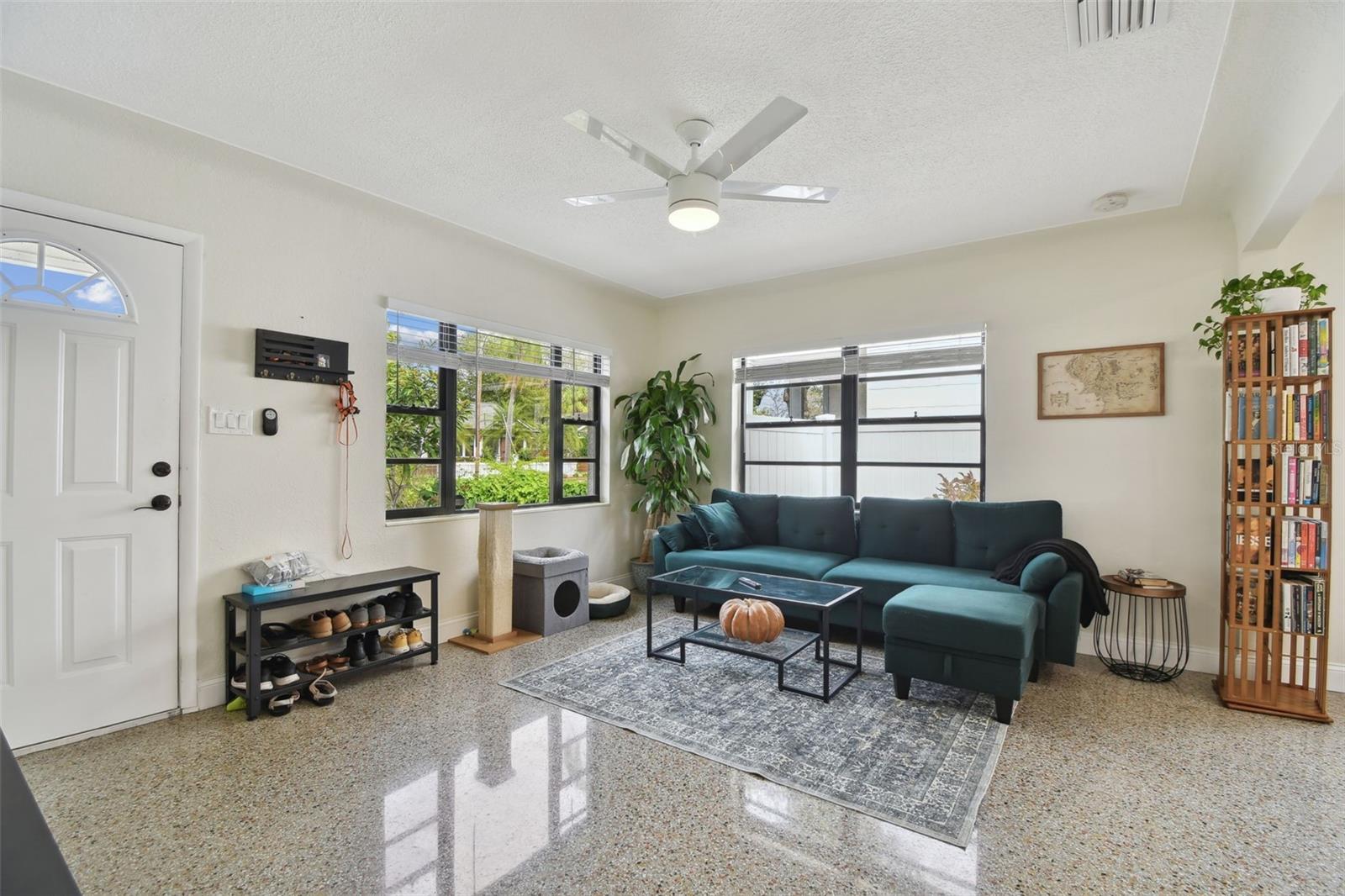 2934 3RD AVE S, ST PETERSBURG, FL, 33712