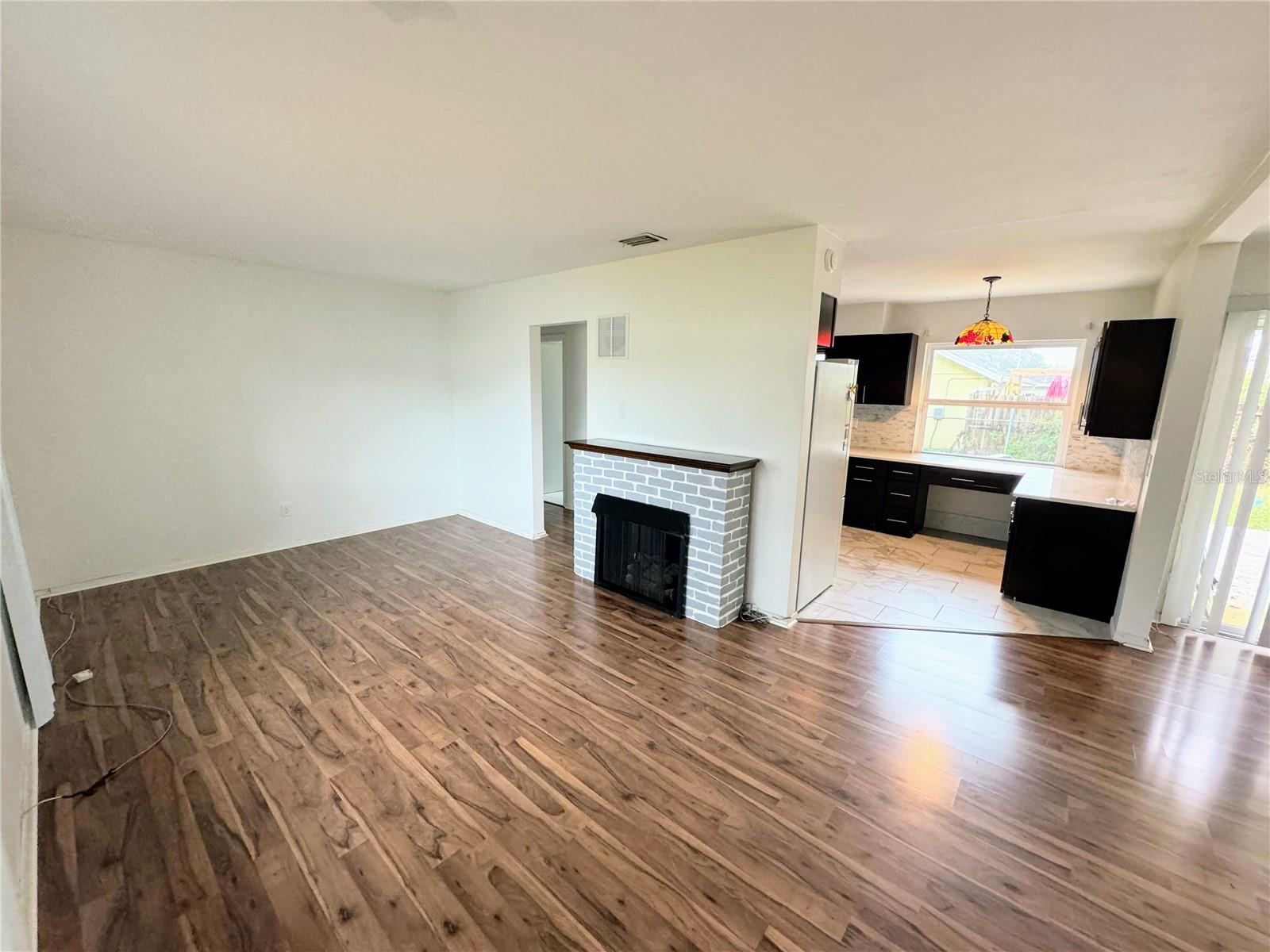 2821 STATE ROAD 590, CLEARWATER, FL, 33759
