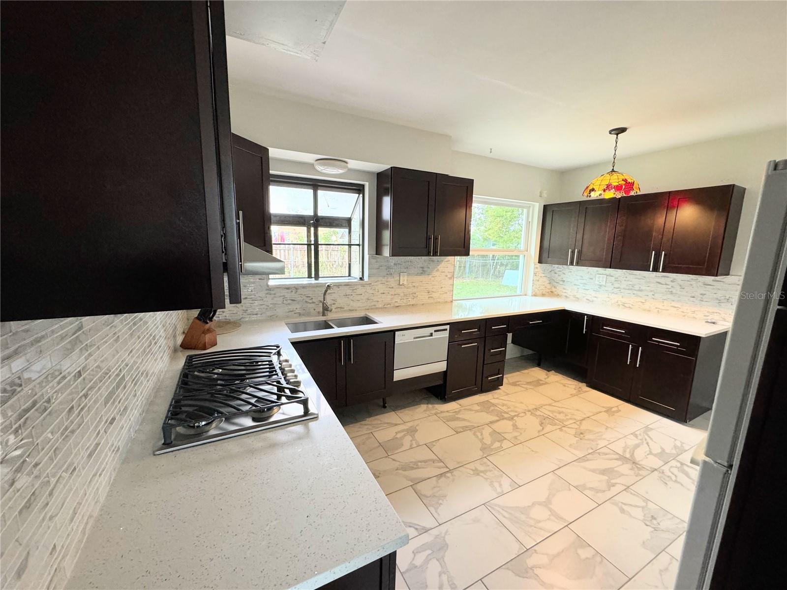 2821 STATE ROAD 590, CLEARWATER, FL, 33759